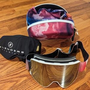 BLENDERS cold smoke aura snow goggles